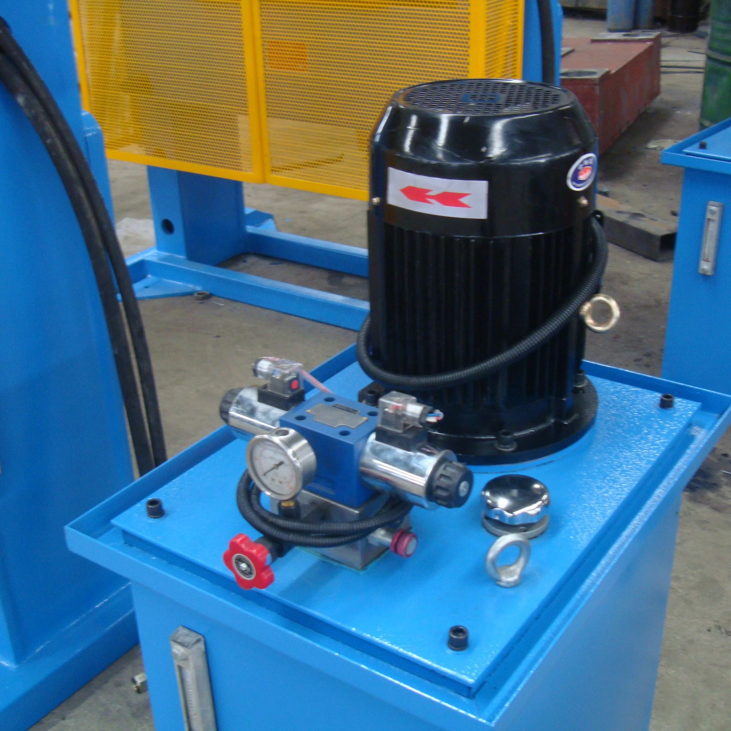 two pillars hydraulic press 200 ton