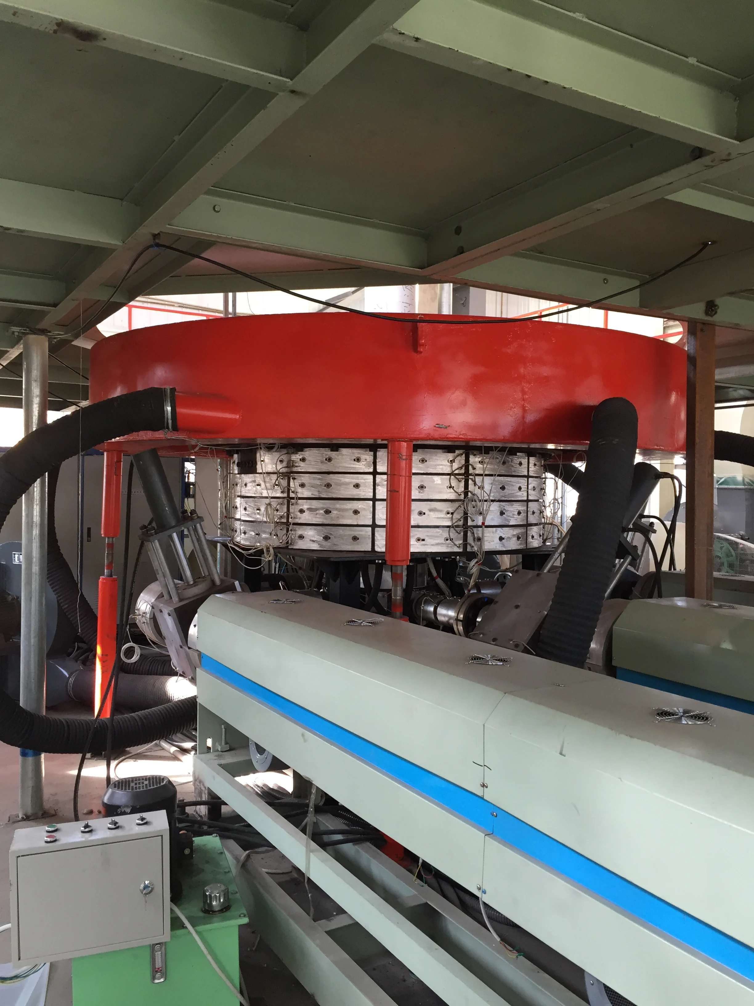 Hot selling  geomembrane film blowing machine film blowing machine plastic extruder