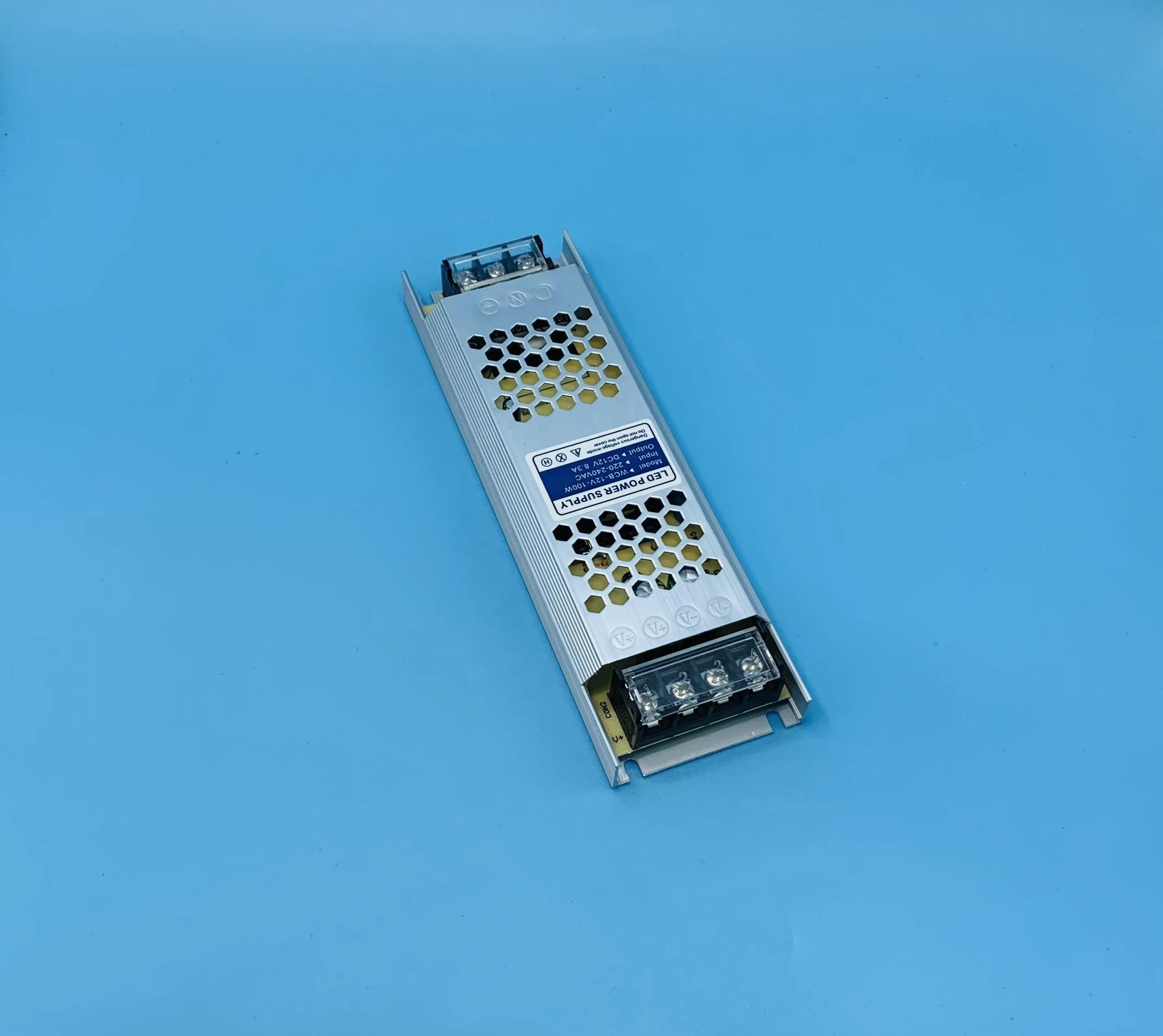 CE RoHS Factory OEM ODM LED Lighting CCTV 8.4A Thin Power Supply 12V LED Driver 100W