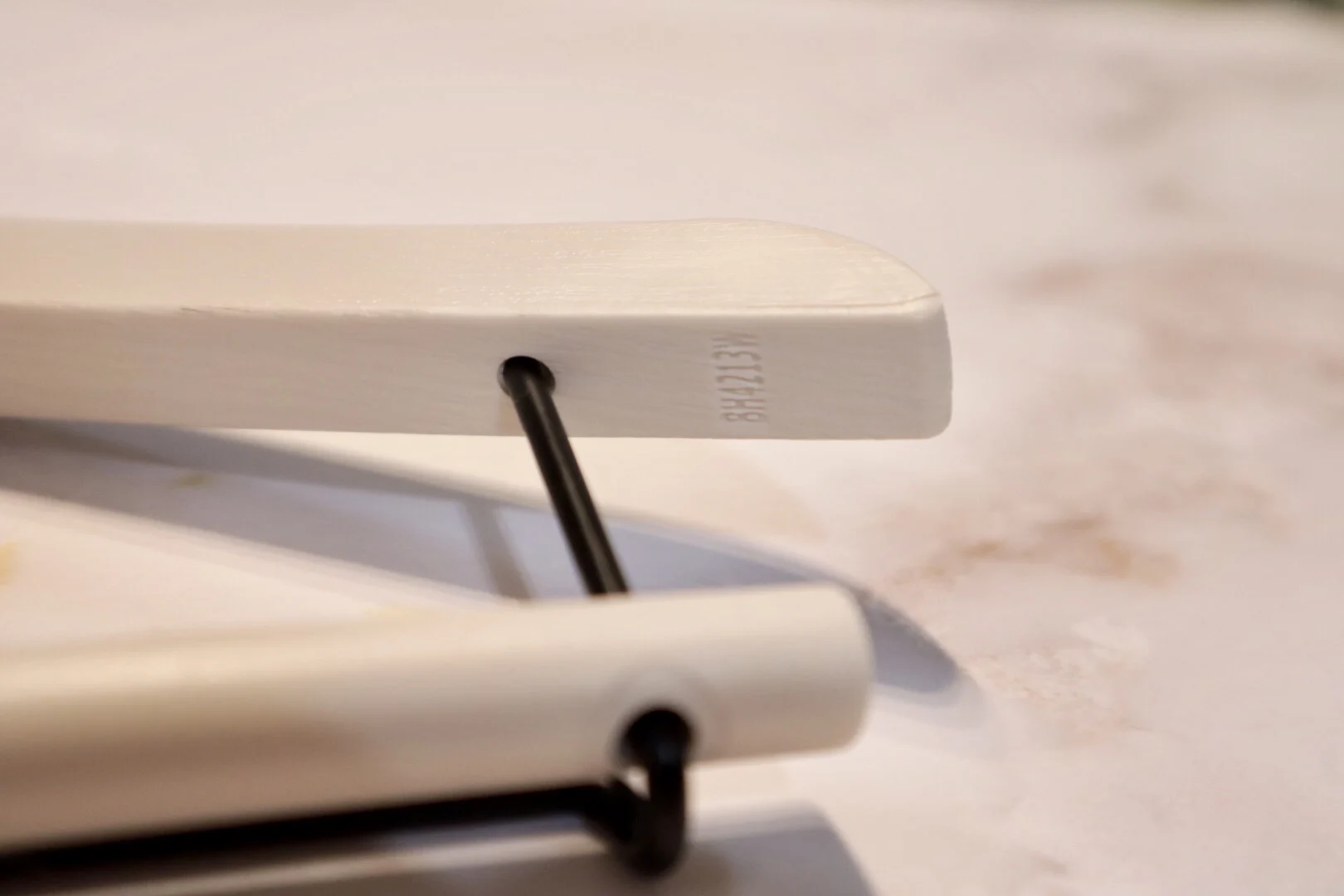 Wholesale three colors custom printed hangers coat for household