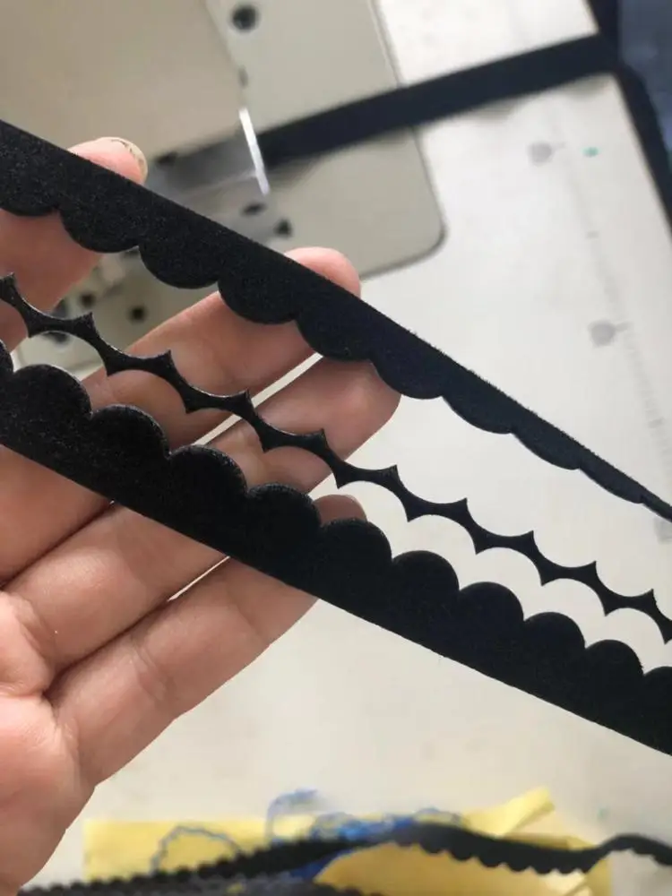 CC-60 ultrasonic sewing machine for nonwovens for textile fabric