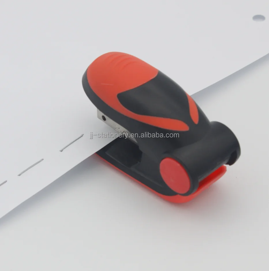 High quality book binding desktop stapler standard manual metal  staplers 12 sheets paper binding 24/6 pin size stapler