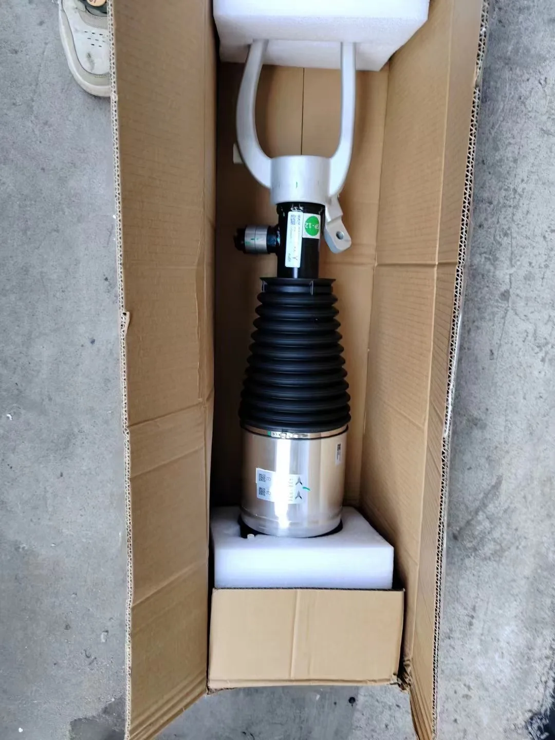 2023 2024 China cars parts zeekr001 zeekr X hongqi monzaro L car accessories  Li L7 L9 parts Complete car accessories