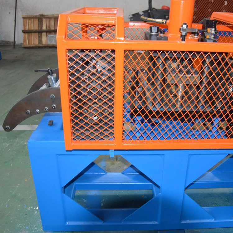 Customized OEM 0.75-0.9mm Galvanized Steel Shelves Pallet Rack Support Hat Channel Roll Forming Machine