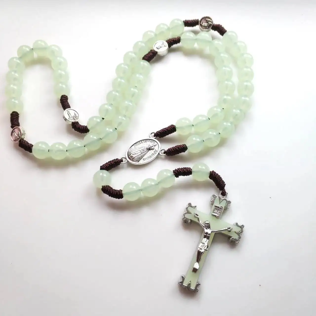 Hot Selling acrylic luminous beads cross rosary necklace Madonna Crucifix Pendant Jewelry Necklaces luminous rosary