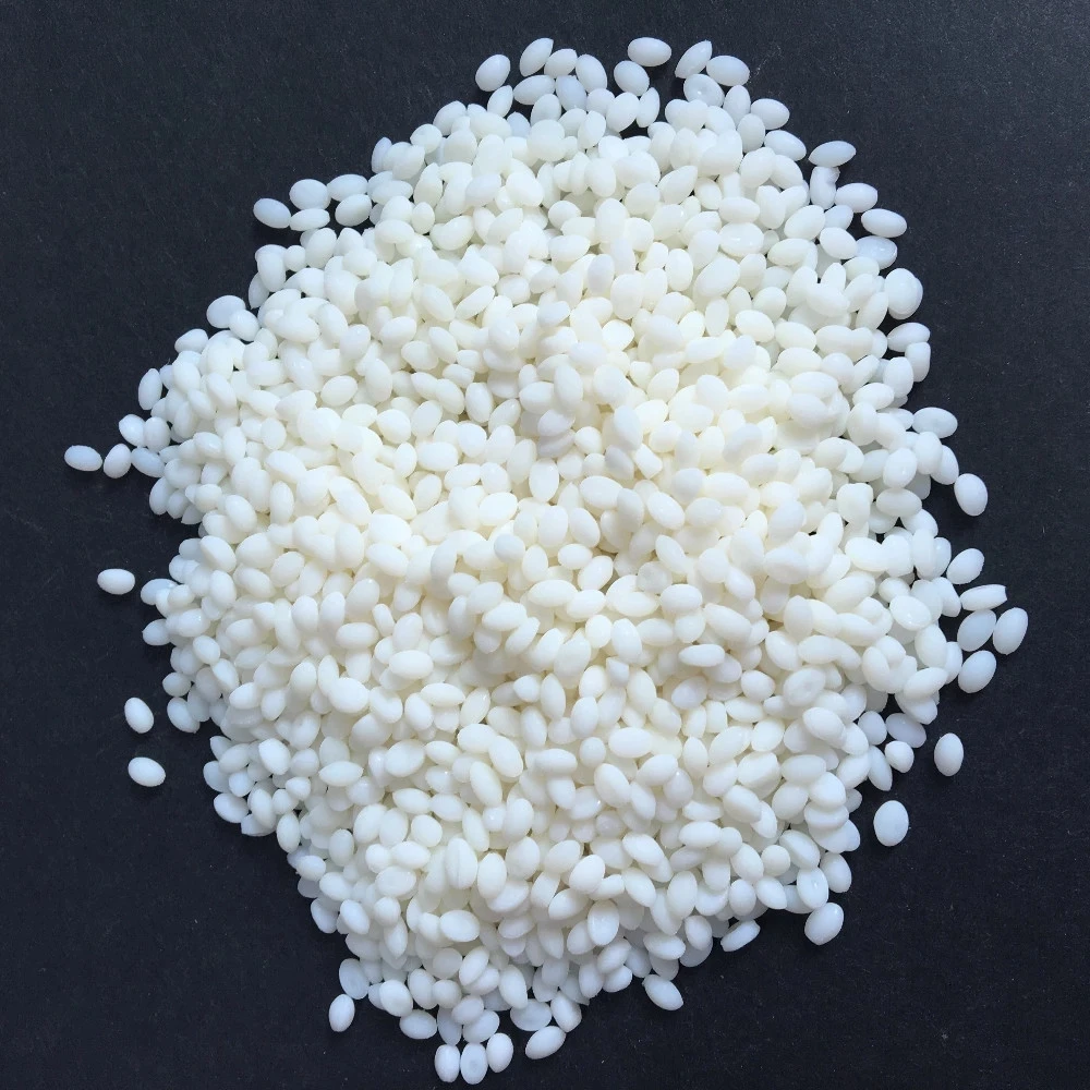 Экструдированные полиуретановые гранулы из термопластичного полиуретана и термопластичного полиуретана