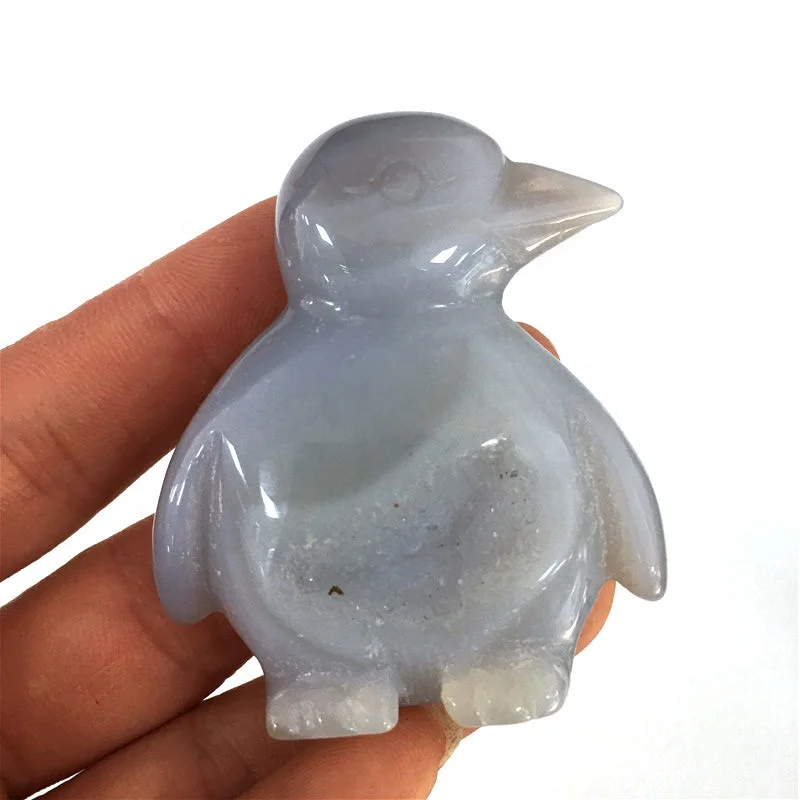 Wholesale high quality natural hand carved agate geode crystal penguin for decoration