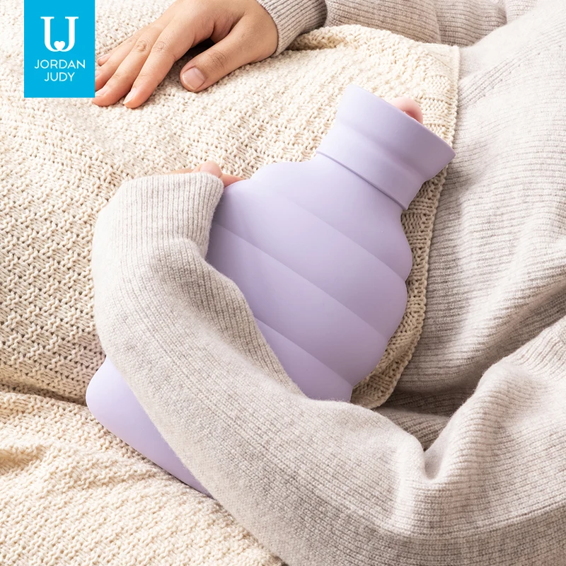 Fashion Factory Wholesale Custom 1L Reusable Hot Water Bottle Cute Style Rubber Hot Water Bag with Flannel Covers Hand Warming
