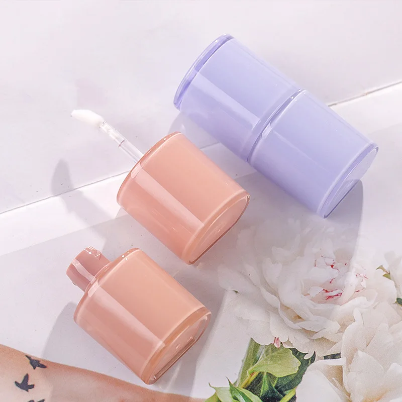 4ML New Design Fat Half Round Shorter Lip Oil Packaging Clear Wand Purple Orange Nude Colors Glossy Lip Gloss Tube In Stock