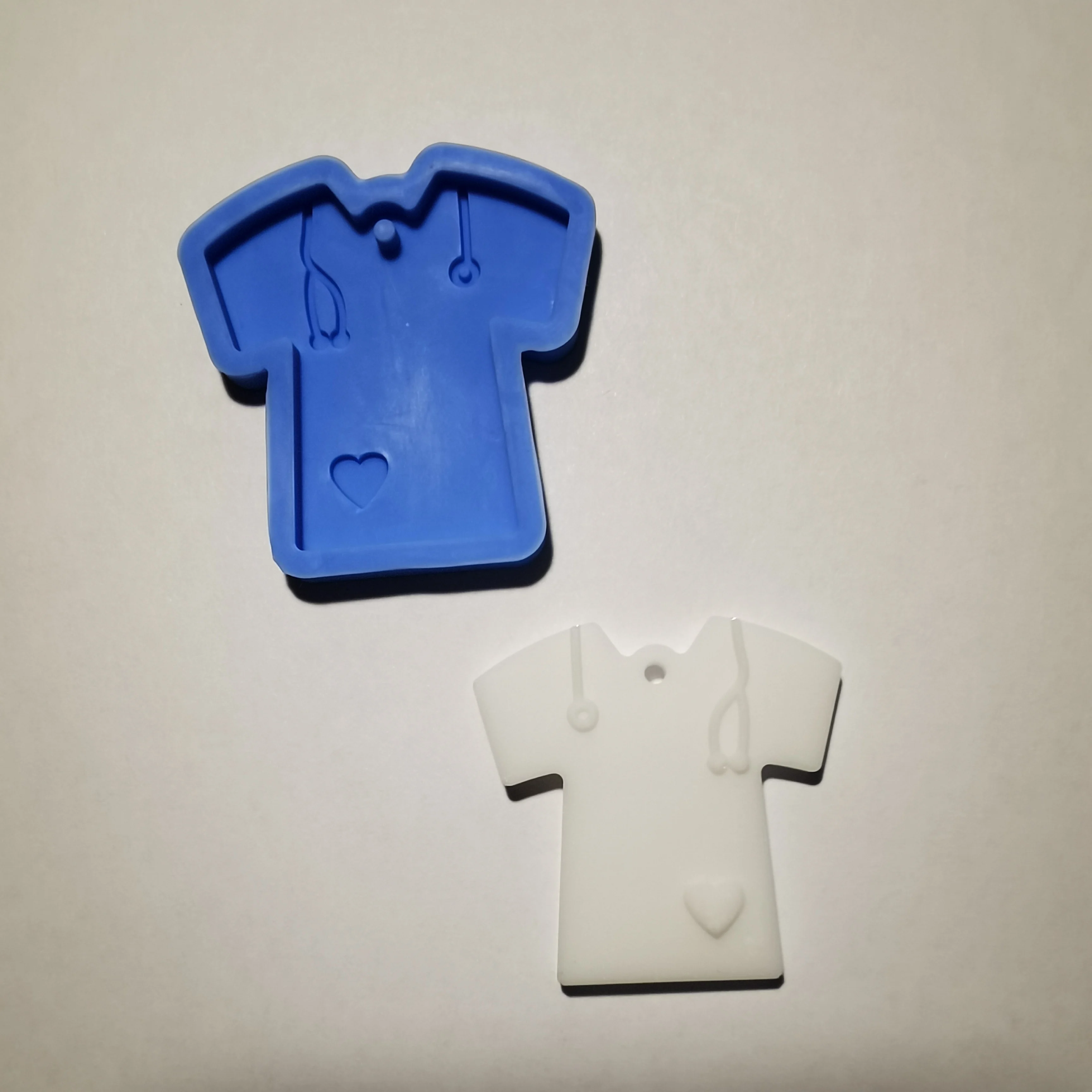 New Design Nurse Outfit Resin Silicone Keychain Mold For Epoxy