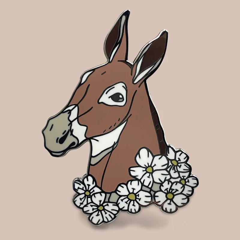 China manufacturer custom hard enamel soft enamel cat pin horse pin black nickel plating cute anime pin metal craft