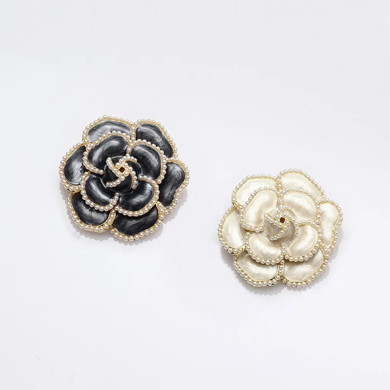 Fashion Wholesale White Black Enamel Pearl Flower Shape Pin Broach Brooches