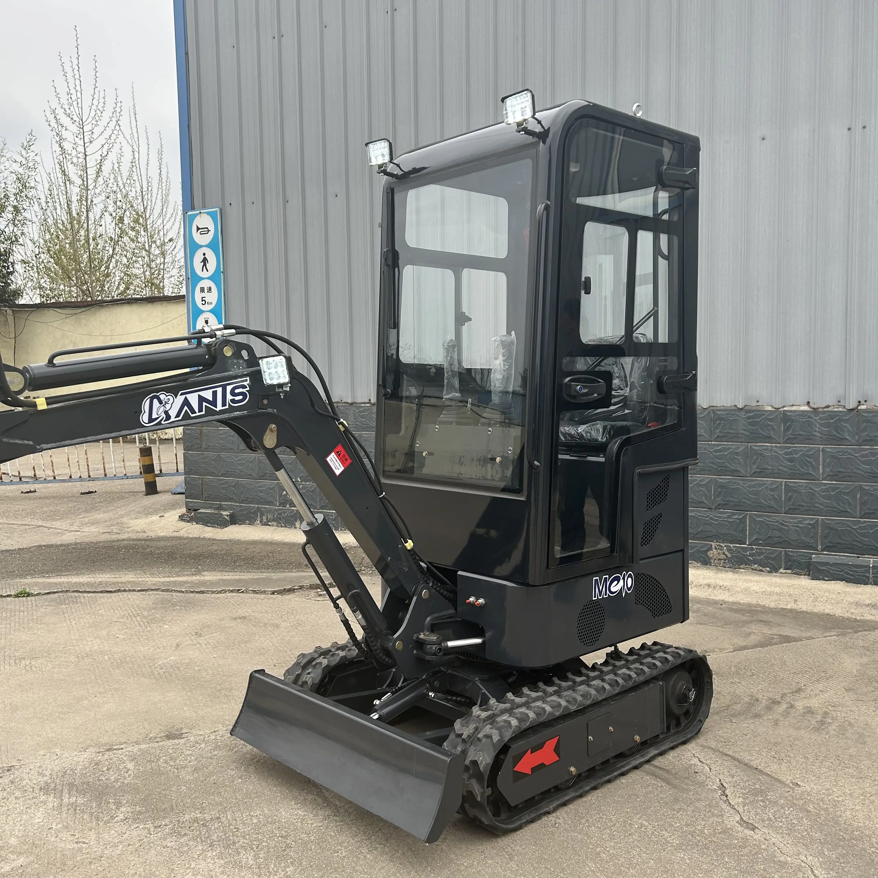 CE High Efficiency Electric Small Digger Micro Excavator Mini 1.0 Ton 1.2 Ton For Sale