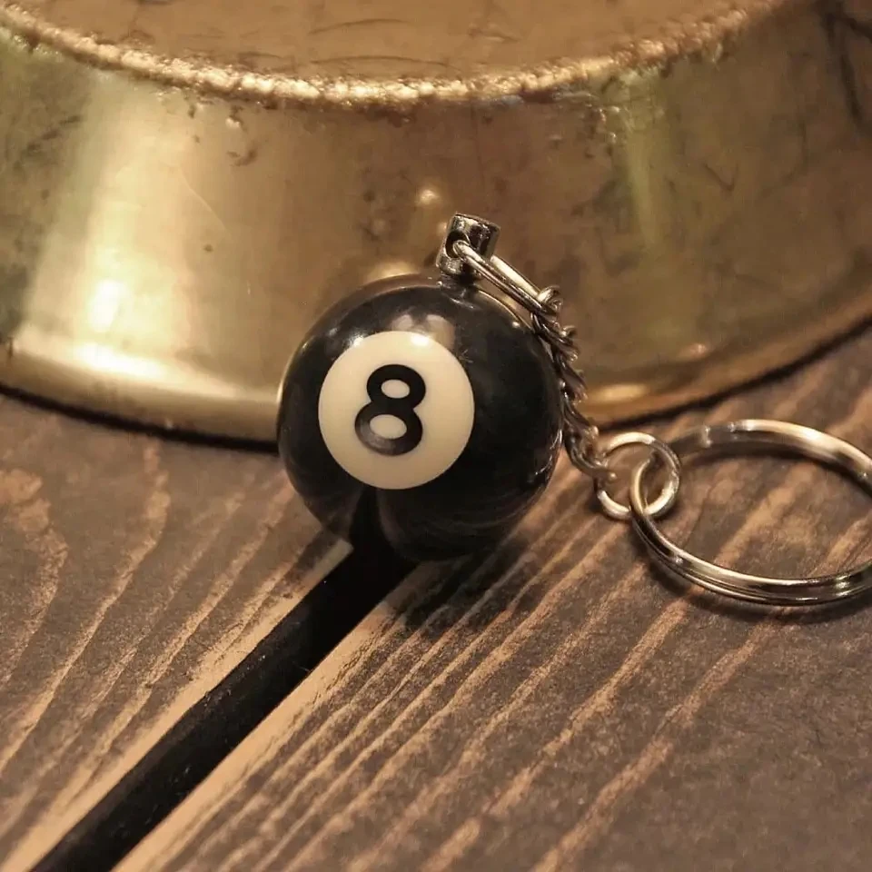 Fashion Simulation Resin 2.5cm Mini Magic Billiard Black 8 Ball Keychain for Gift