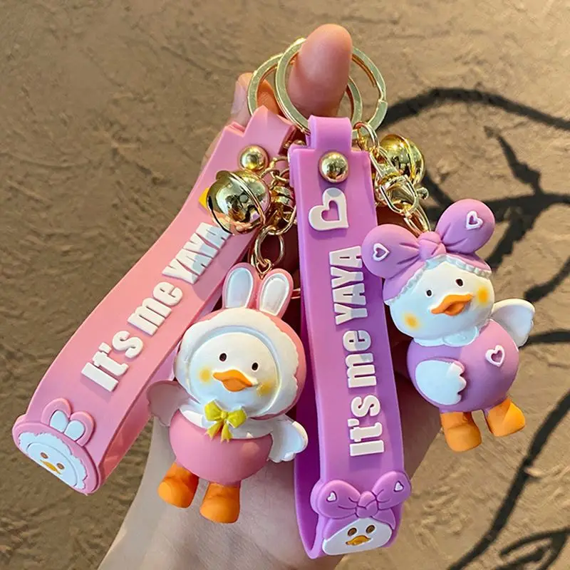 pom XNG 2022 New 3D Cartoon Keychain Resin Handmade Kawaii Red Purple Yellow Duck Keychain For Car Bag Pendant Women gifts Key