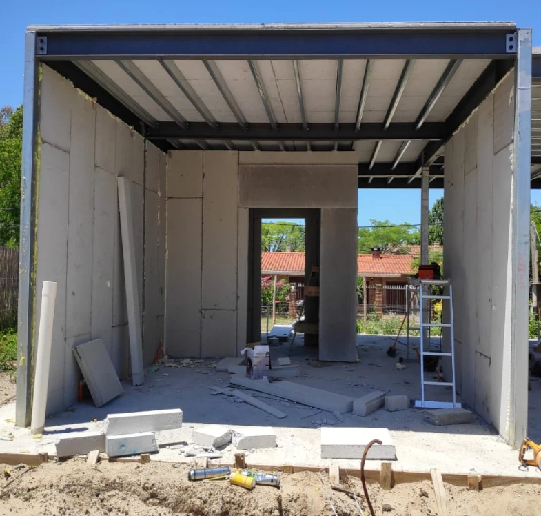 South America 180m2 Casa in Argentina Steel Prefabricated Pool Villa With Large Glass Sliding Door Houses