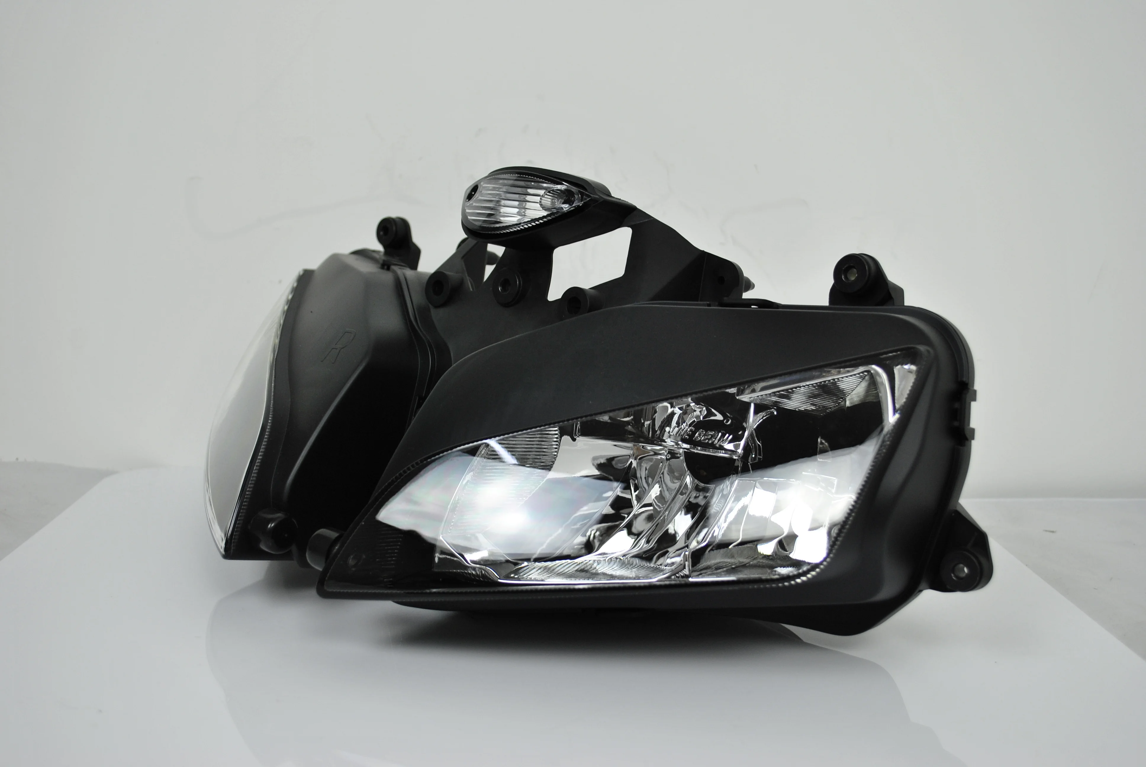 2021 WHSC Motorcycle Headlight Assembly Lamp Light Bulb for Honda CBR 600 RR (2003-2006)