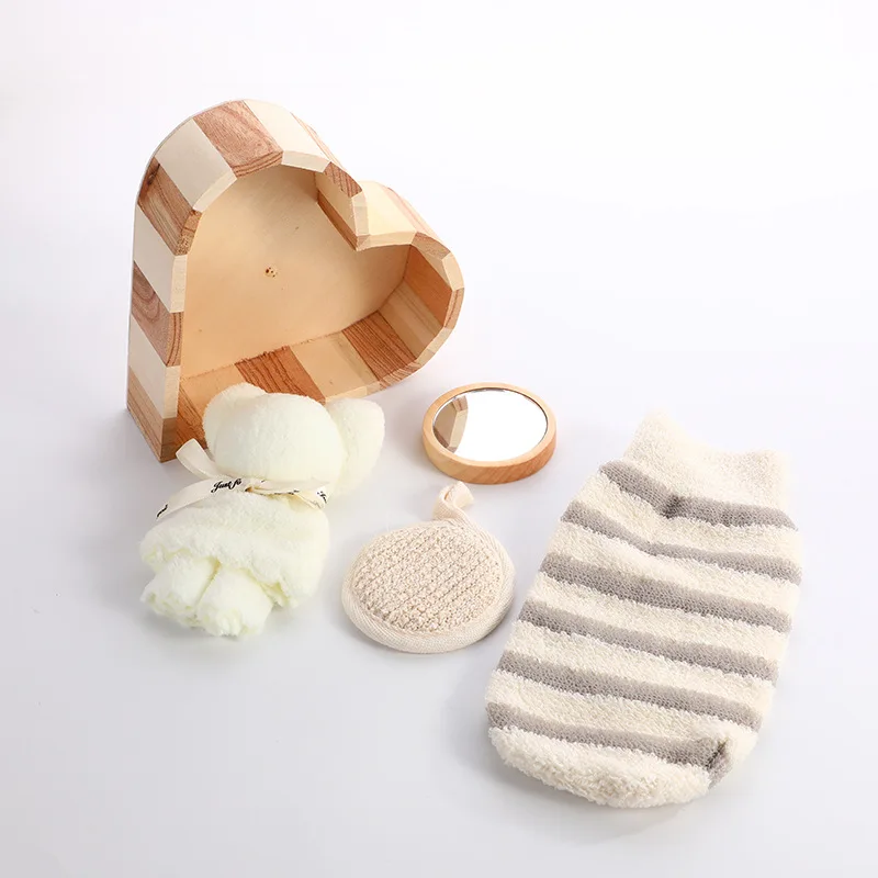 Natural Environmental friendly Wooden Bucket-packed Spa Set with wooden mirror bath glove face cleaning pad and bear towel