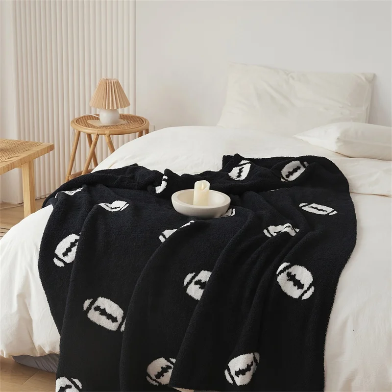 High Quality Wholesale Microfiber Super Soft Knitted Throw Popular Rugby Blankets for Home Decor Sofa Glq