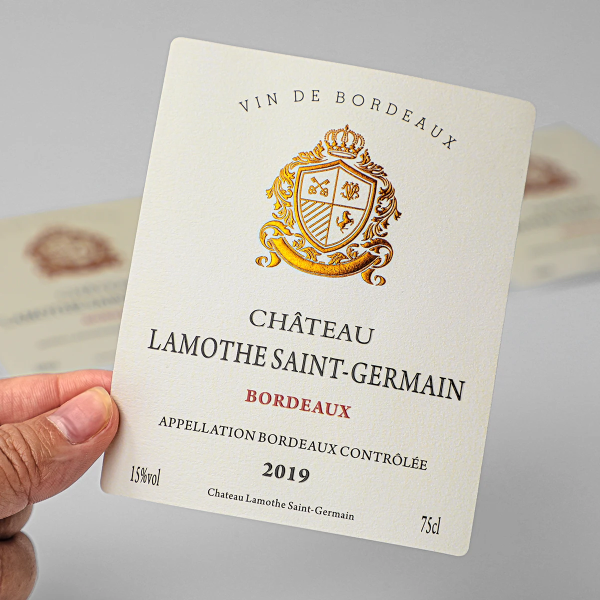 Custom Printing White Embossed Gold Foil Spot Uv Wine Label Customised Wine Bottle Labels