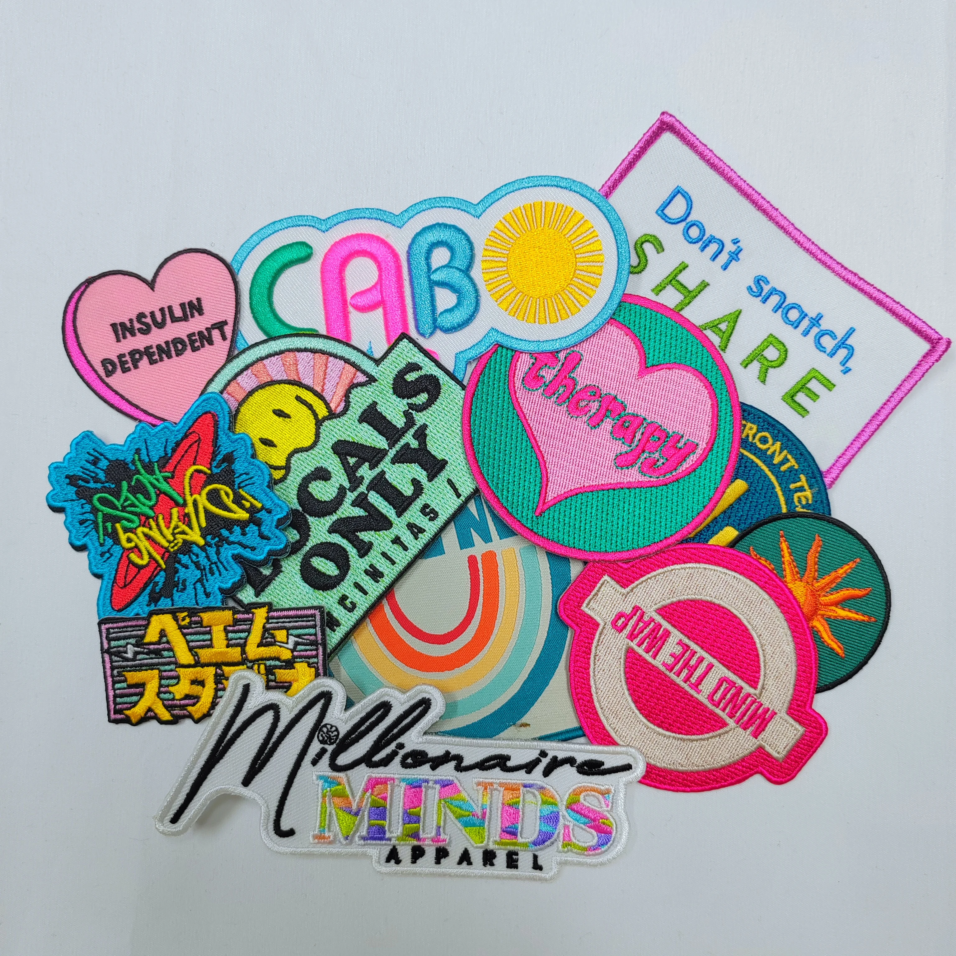 Custom Logo Sew On Garment Embroidered Clothing Patches Self Adhesive Applique Iron on free Designer Embroidery Patch