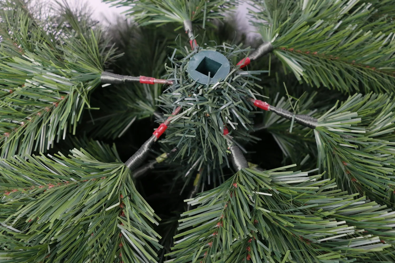 210cm Popular artificial decorative PVC Christmas Tree/Outdoor Indoor Christmas Tree