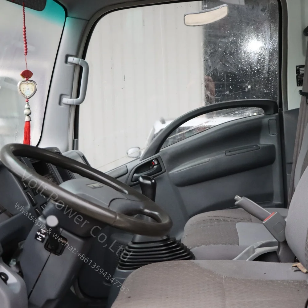 Dongfeng 6wd 6x6 Euro 2 Euro 3 5000 liters fuel tanker trucks fuel bowser tank truck for sale