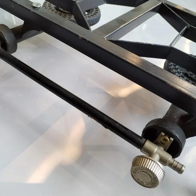 High Quality Cylinder Single Standing Burner Range Cooker Black Square Tube Gas Stove