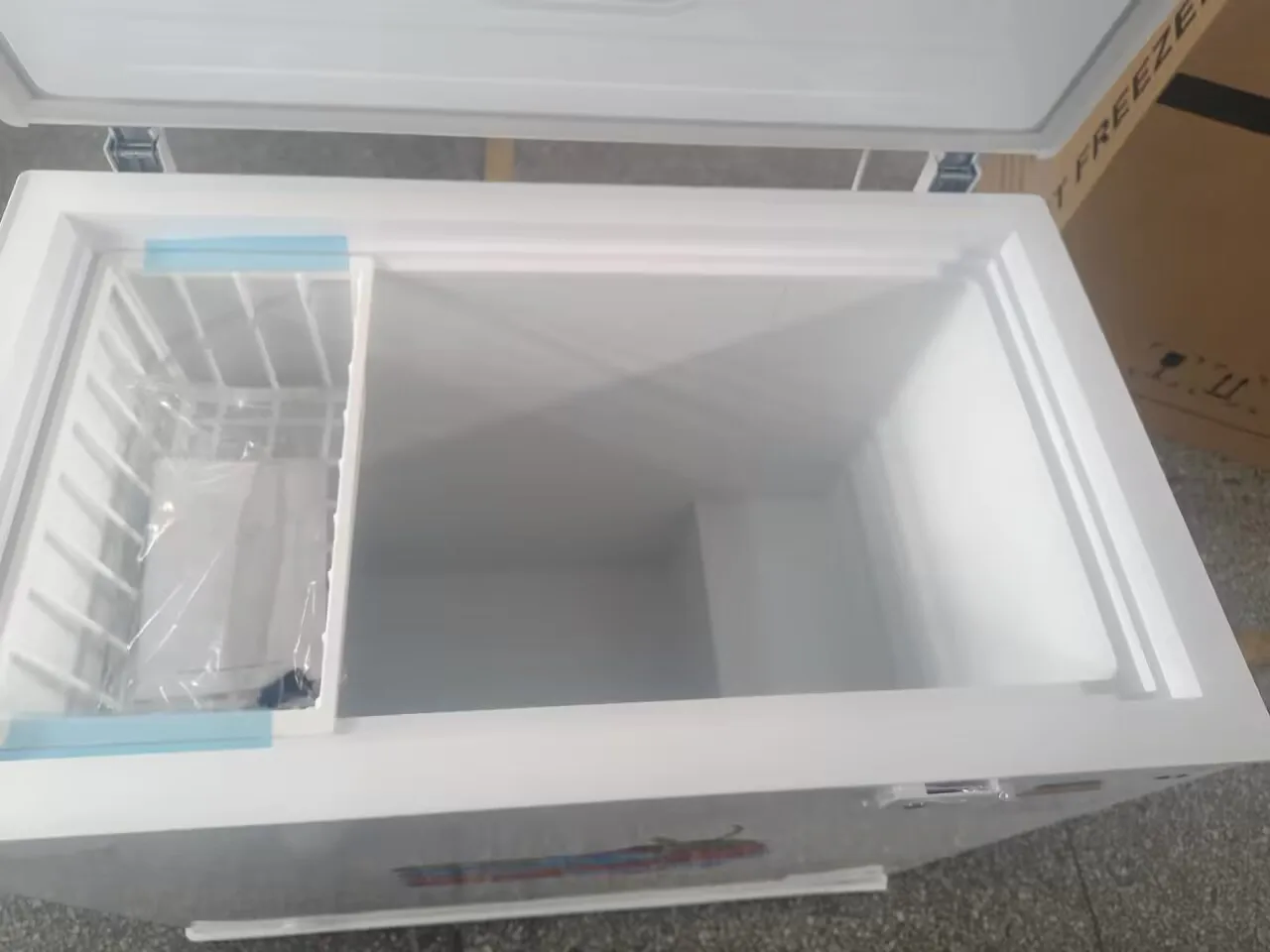 Refrigerator&Freezer Switchable Latin America Hot Sales Chest Freezer with Gray/Sliver Color