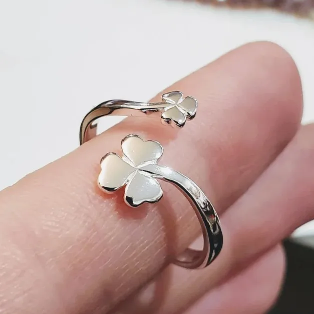 Silver Plated Shamrock Wrap Ring Adjustable Clover Lucky Charm Flower Stud Good Luck Ring Birthday Gift