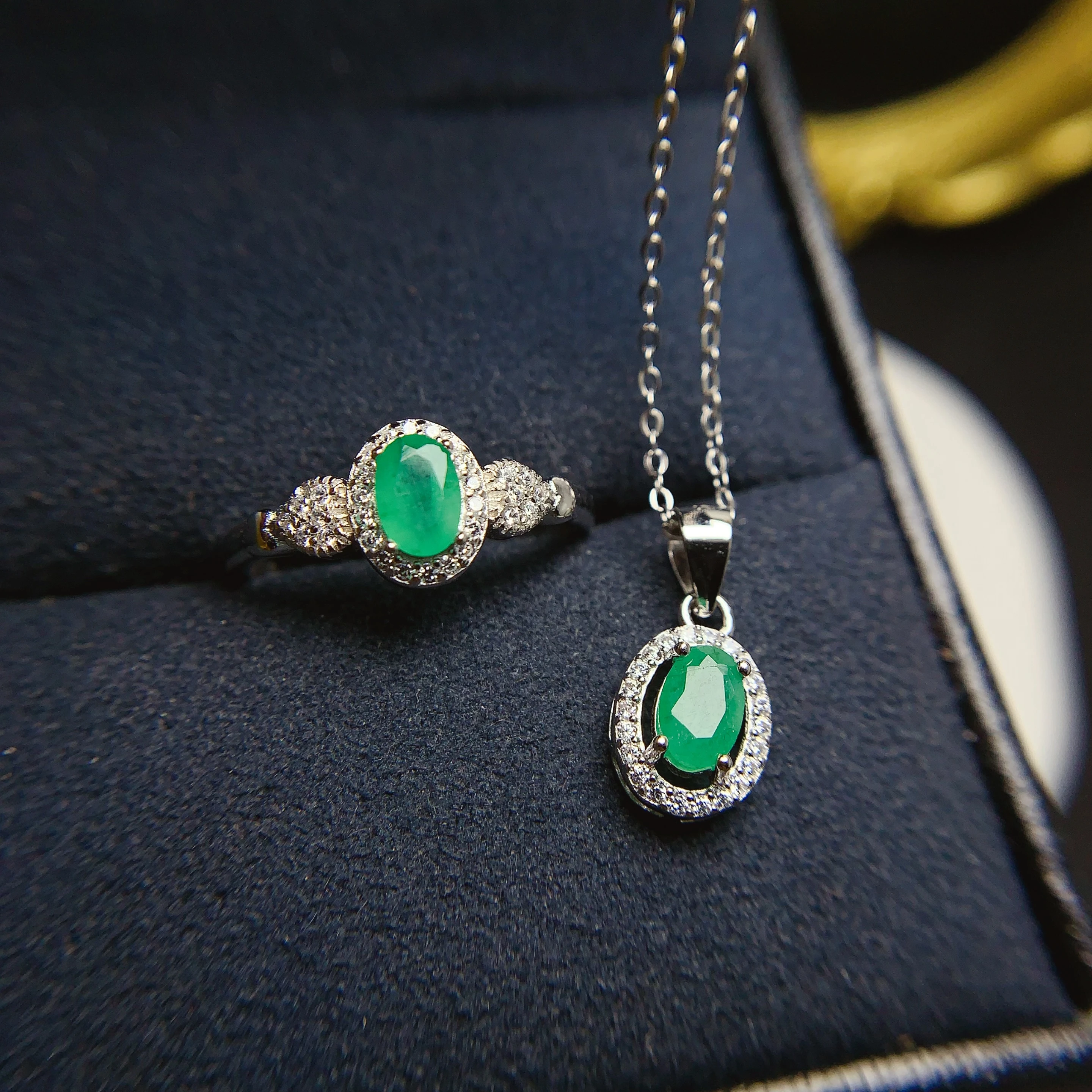 High Quality Indian 925 Silver Necklace Natural Emerald Jewelry Sets For Women