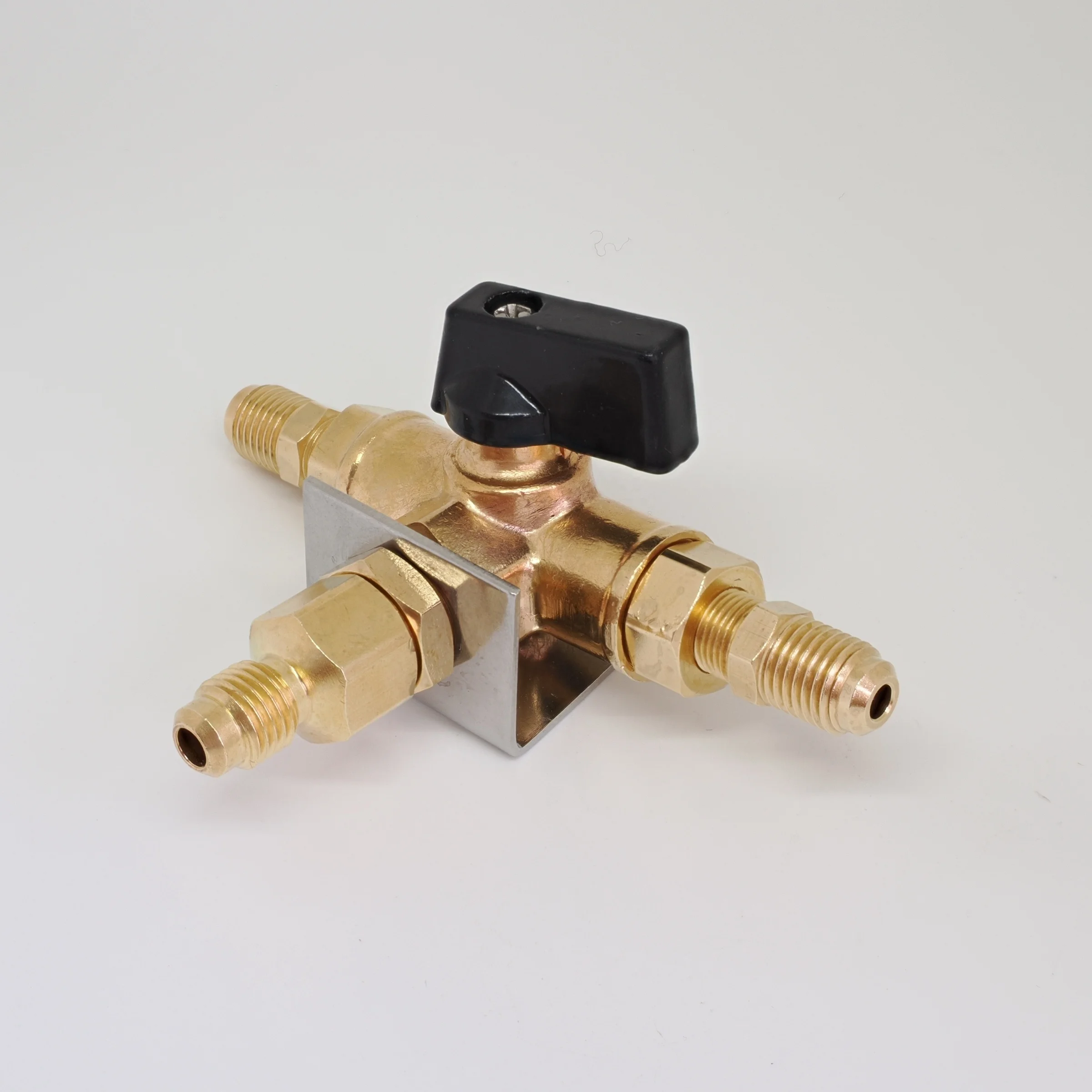 Gas Flows Control Low Pressure Brass CO2 Changeover Valve 3 Way 1/4 Male Flare Threaded Gas Cylinder Switchover Valve