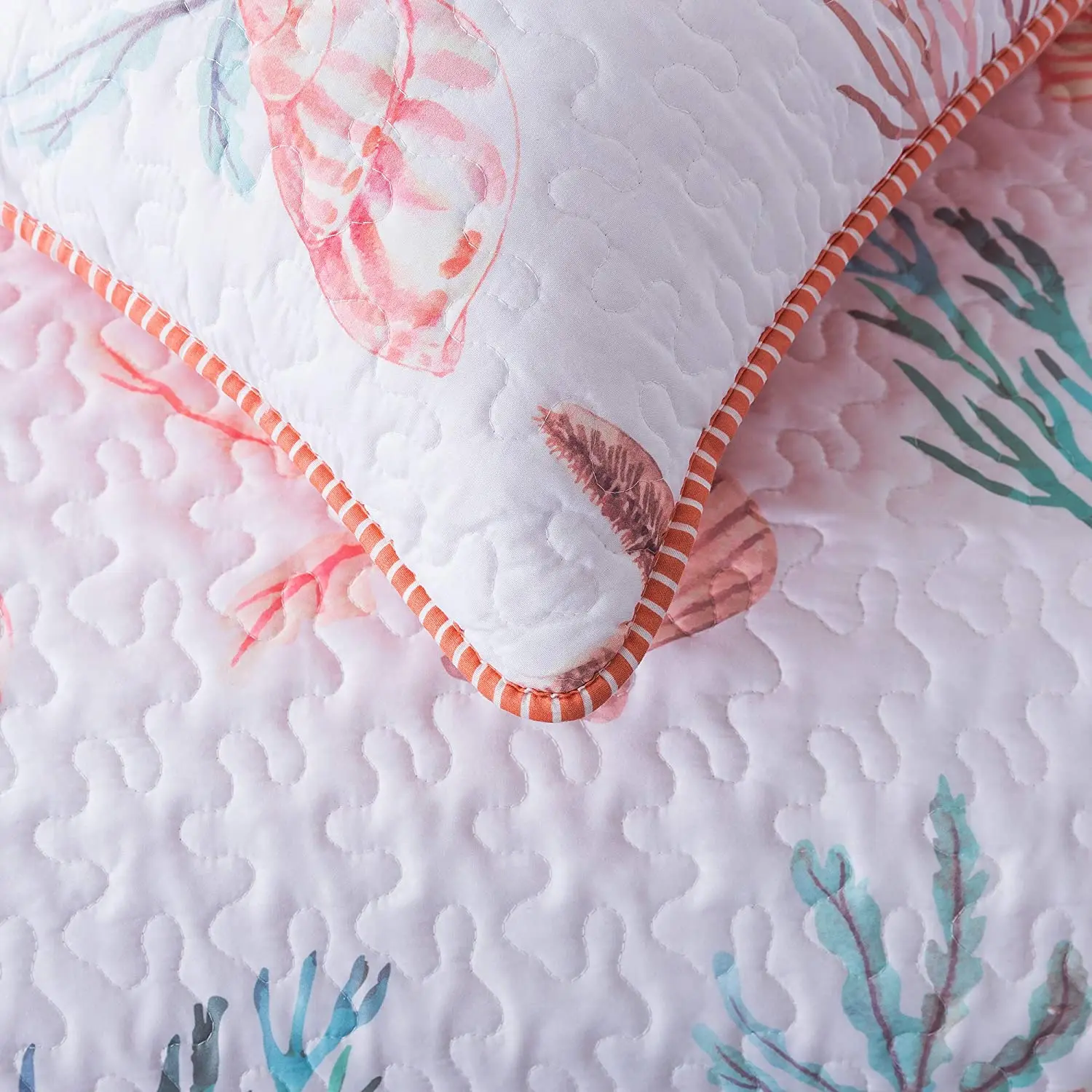 Lovely and Cute Seaside Treasures Bedding Quilt Set - Queen Lightweight Quilted Bedspread