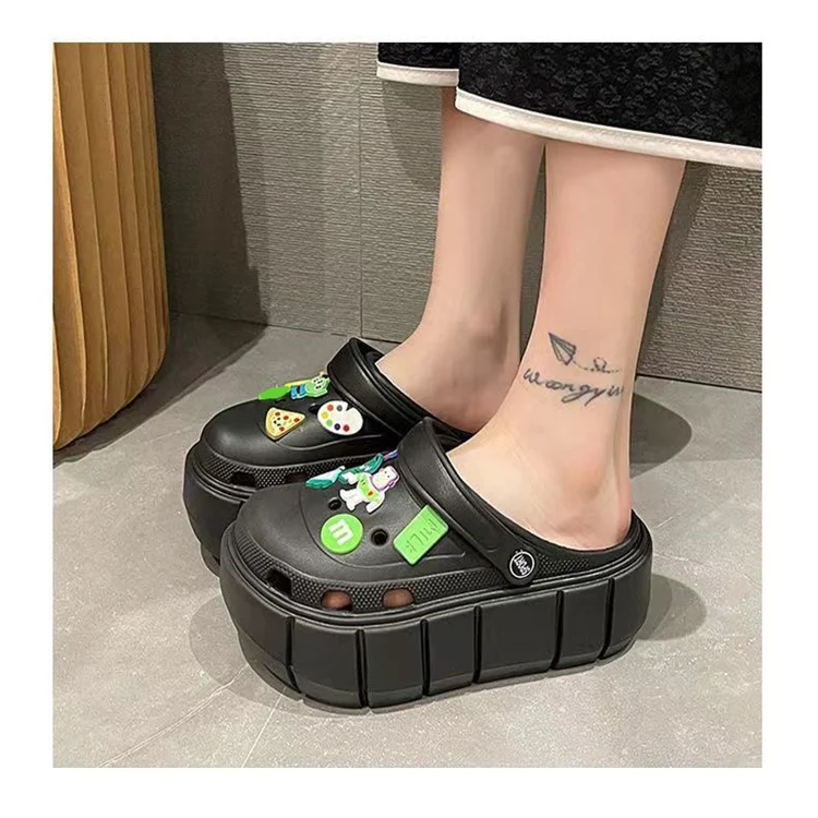 Anti Slip New Fashion Wholesale Summer Cave Outdoor Garden Shoes Clogs Sandals Slipper