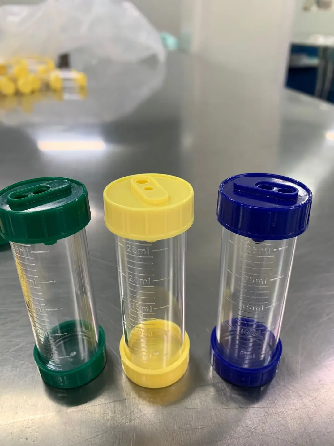 China Medical sterile suction catheter mucus extractor with 25ml 80ml volume