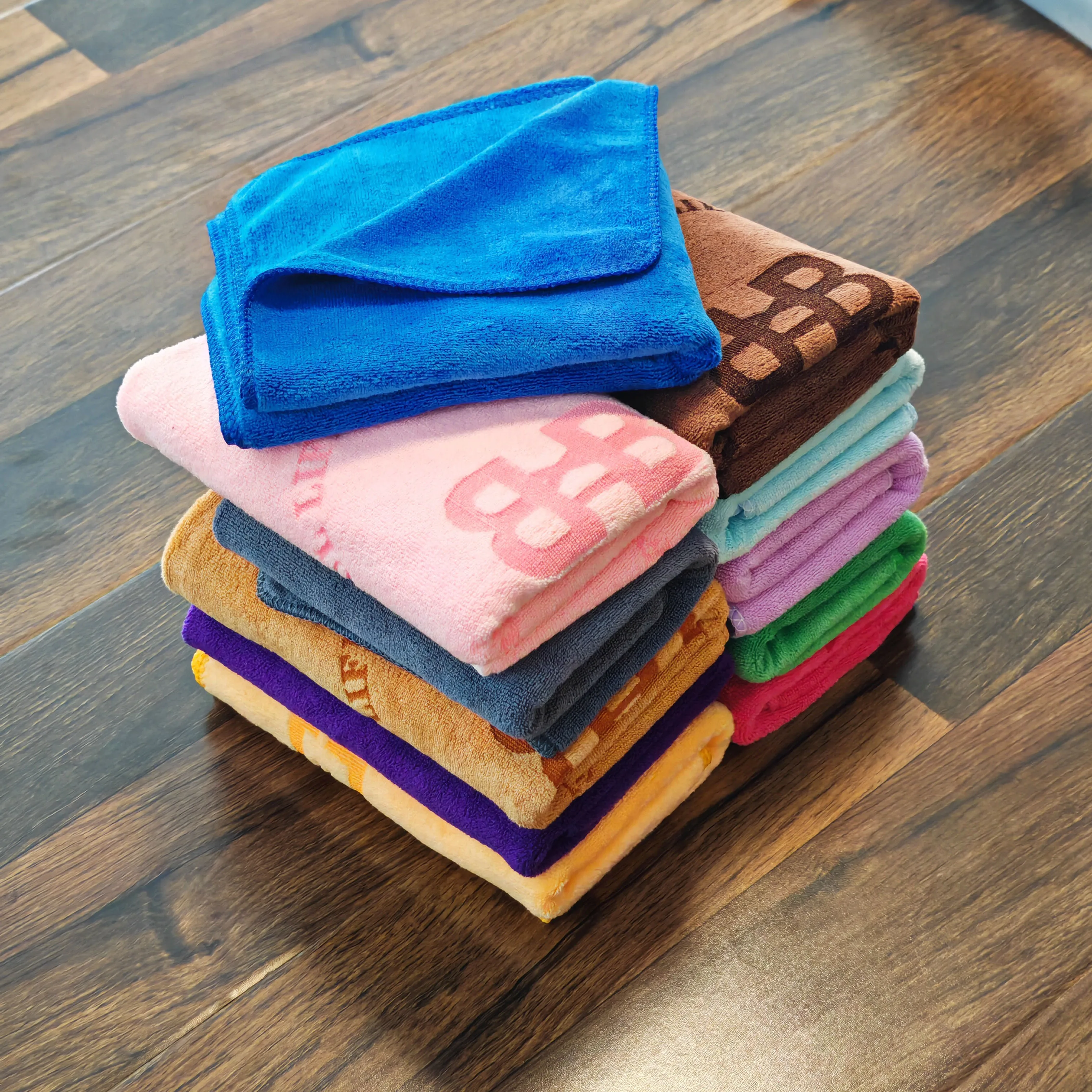 Wholesale Personalized Logo Quick-Absorbing Microfiber Sport Towels for Club Basketball Softball Volleyball Swim Hand Towel