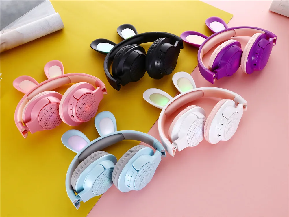 Kids Rabbit Earphone Love Peaches Headphones PM-05 Pink Ear Amazon Top Seller 2022 Wireless Headset with LED for Girls
