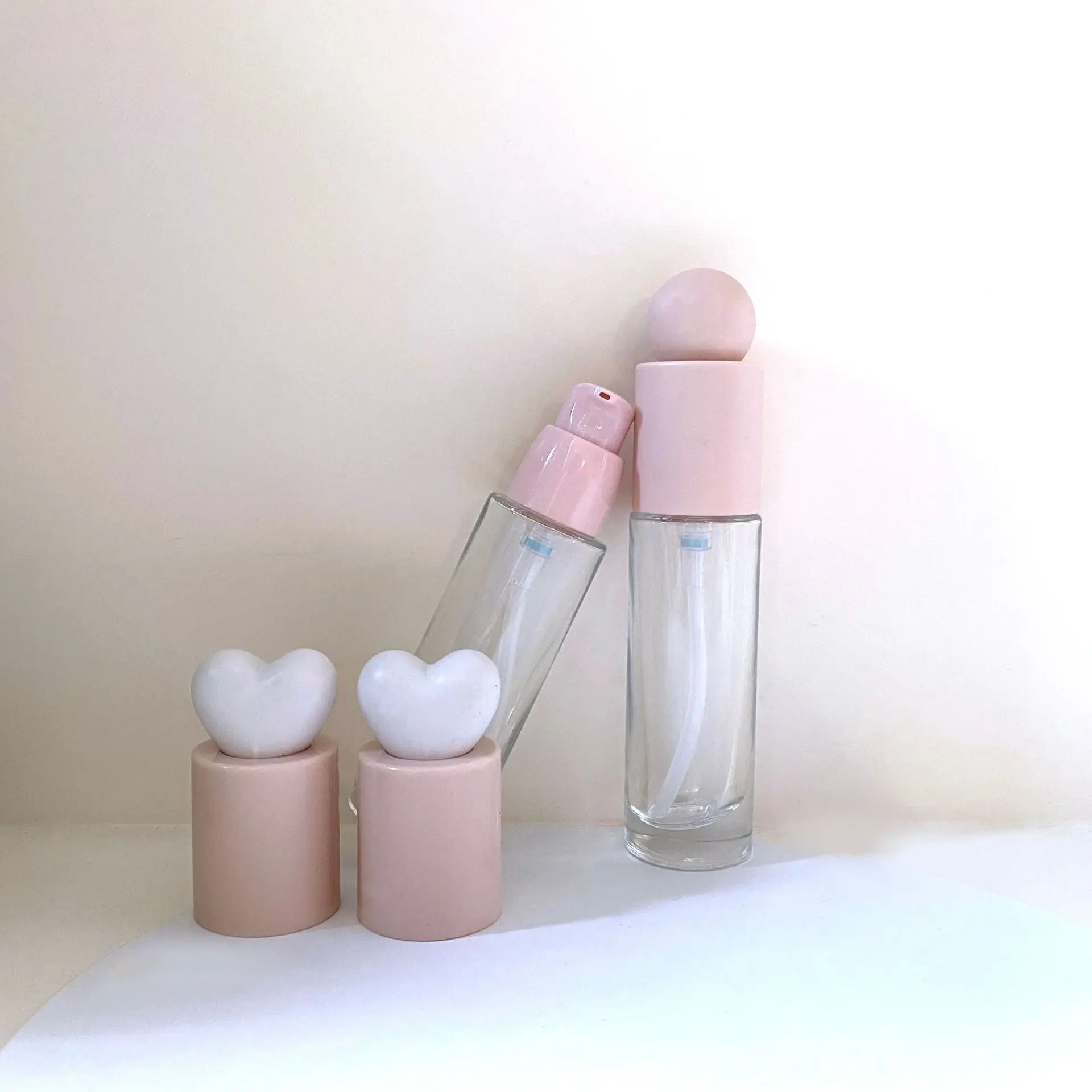 30 ml heart top sample spray bottle cosmetics made with pump