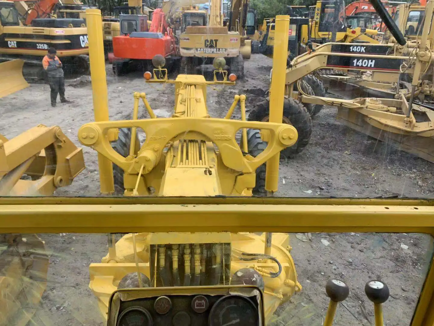 used graders gd623 on hot sale cheap price and high quality in shanghai