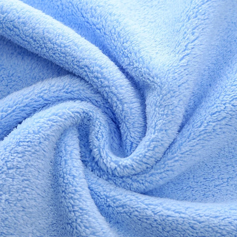 Chinese high quality 70*140cm 550gsm home towel set custom logo beach towel absorbent coral fleece microfiber bath towel