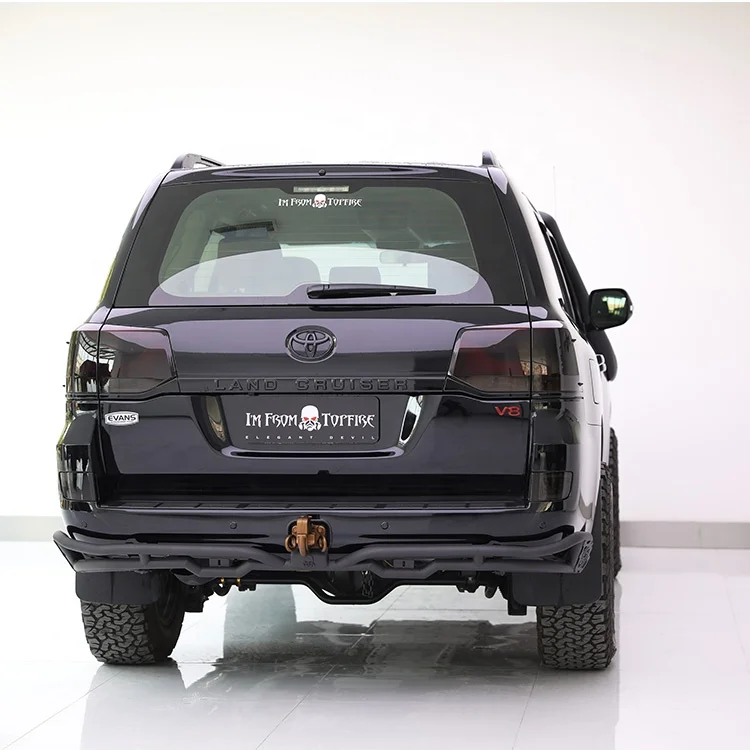 
 Автомобильный противоударный задний бампер с индивидуальным дизайном  