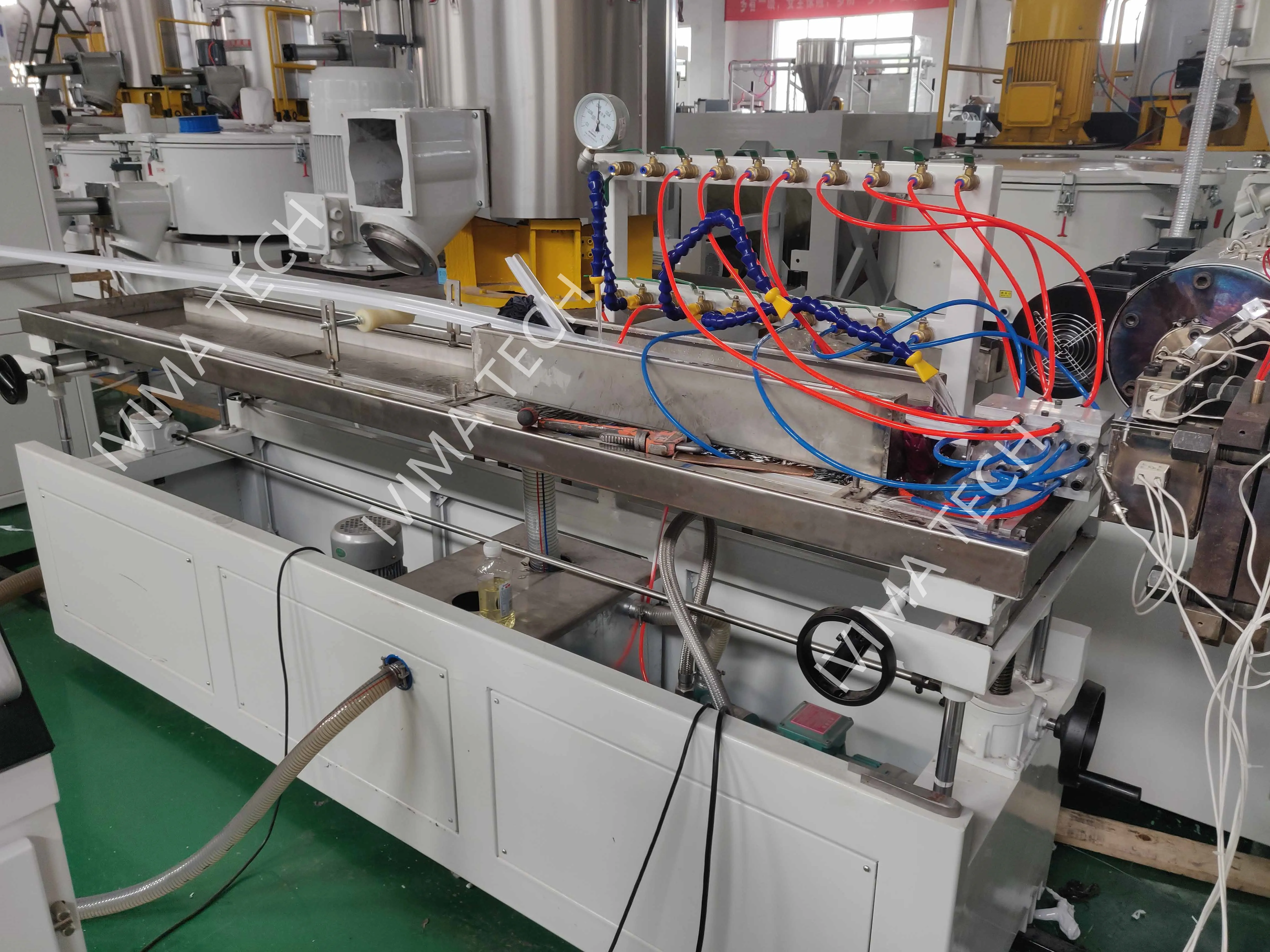 PC PMMA LED light tube profile/lamp shade making machine/production line/extruder with 1or2 color