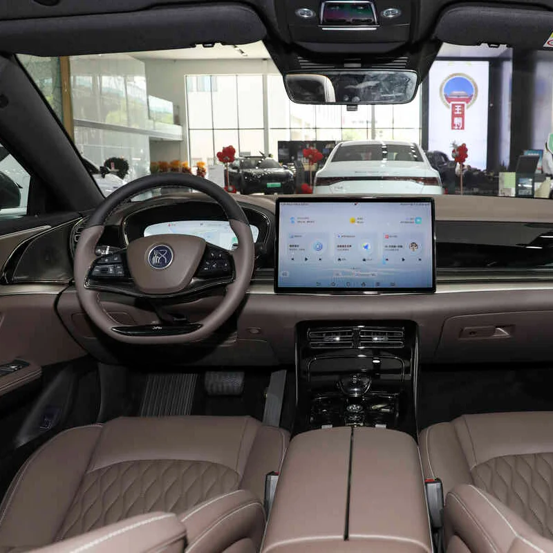 BYD Han 2023 EV cars New Hybrid car 4 Door 5 Seats Automobile High Speed 7.9km/h In Stock Yuan Song Plus For Sale