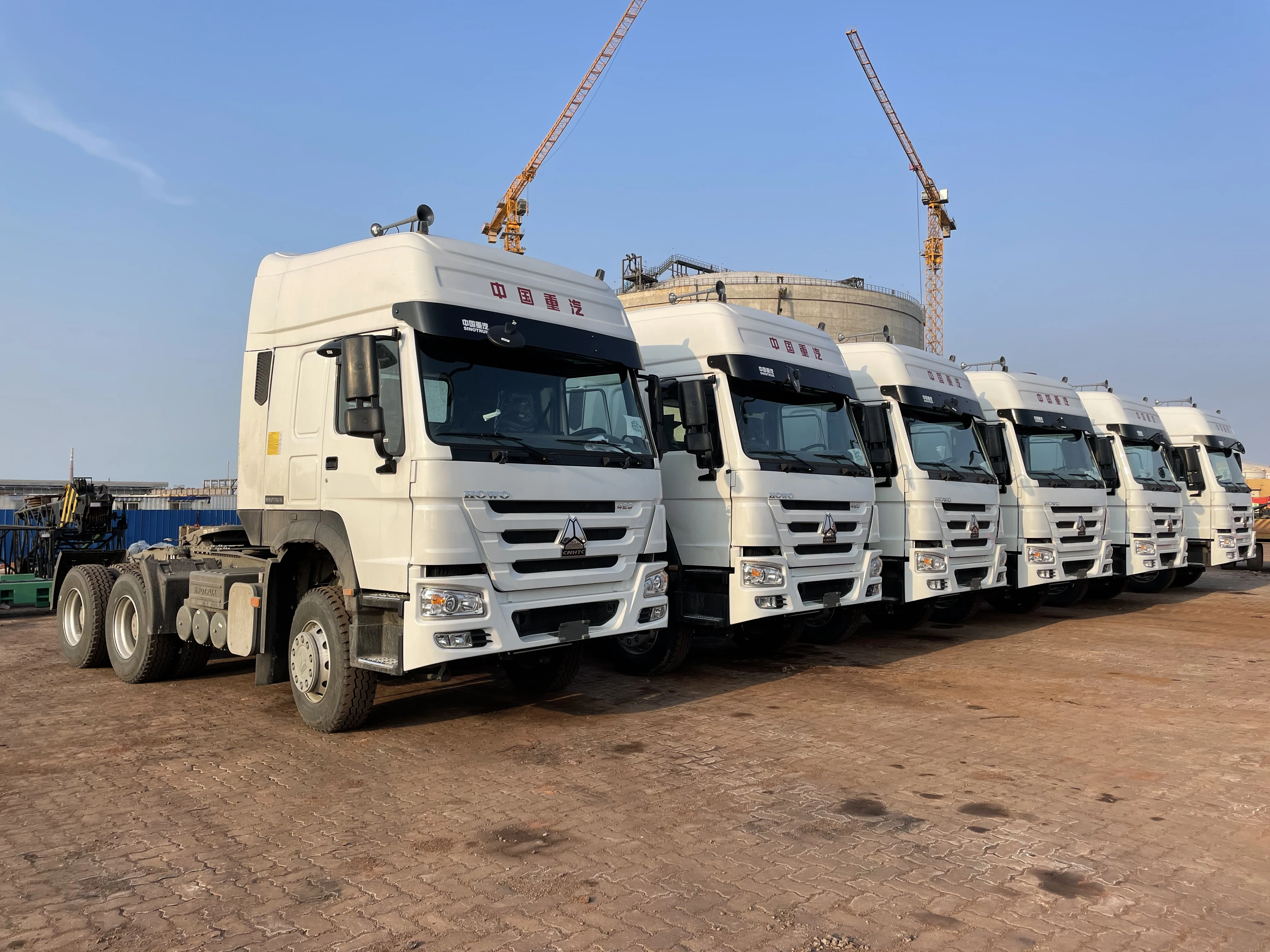 Полуприцеп Sinotruk Howo 6x4 новые и подержанные тягачи 80 50 тонн заводская цена