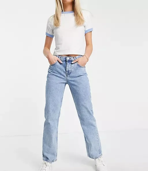China Factory Wholesale Women Mid Rise Belt Loops vintage Light wash Straight Leg Jeans