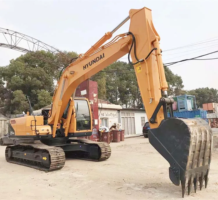 Good condition Korea original hydraulic crawler chain 22 ton hyundai 220 used excavator korea for sale