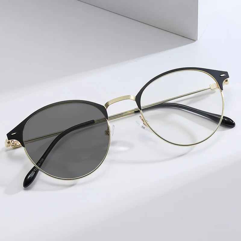2023 Ins Style Photochromic Round Glasses Anti Blue Light Glasses 2023 Fashion Vintage Optical Eyewear Frame Myopic Glasses
