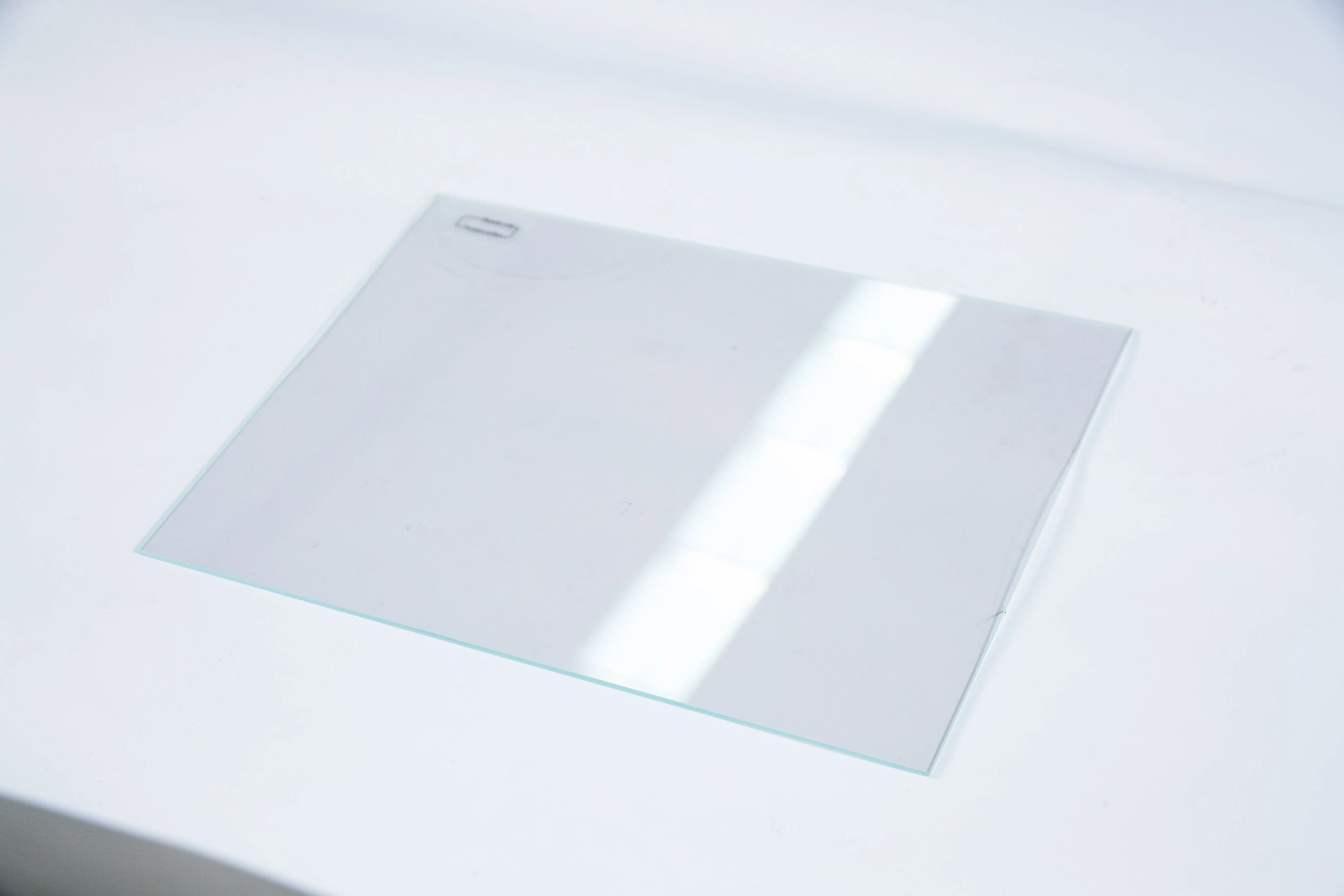 Factory Direct Sales 1.1mm 1.5mm 2mm 2.5mm 3mm 3.2mm high quality transparent tempered glass