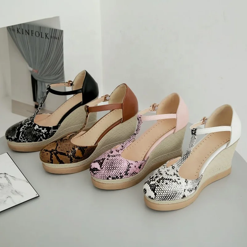 Factory Sale Various Wholesale Casual Snickers Outdoor Wholesale Sport Sneakers Casual Women High Heels Shoes