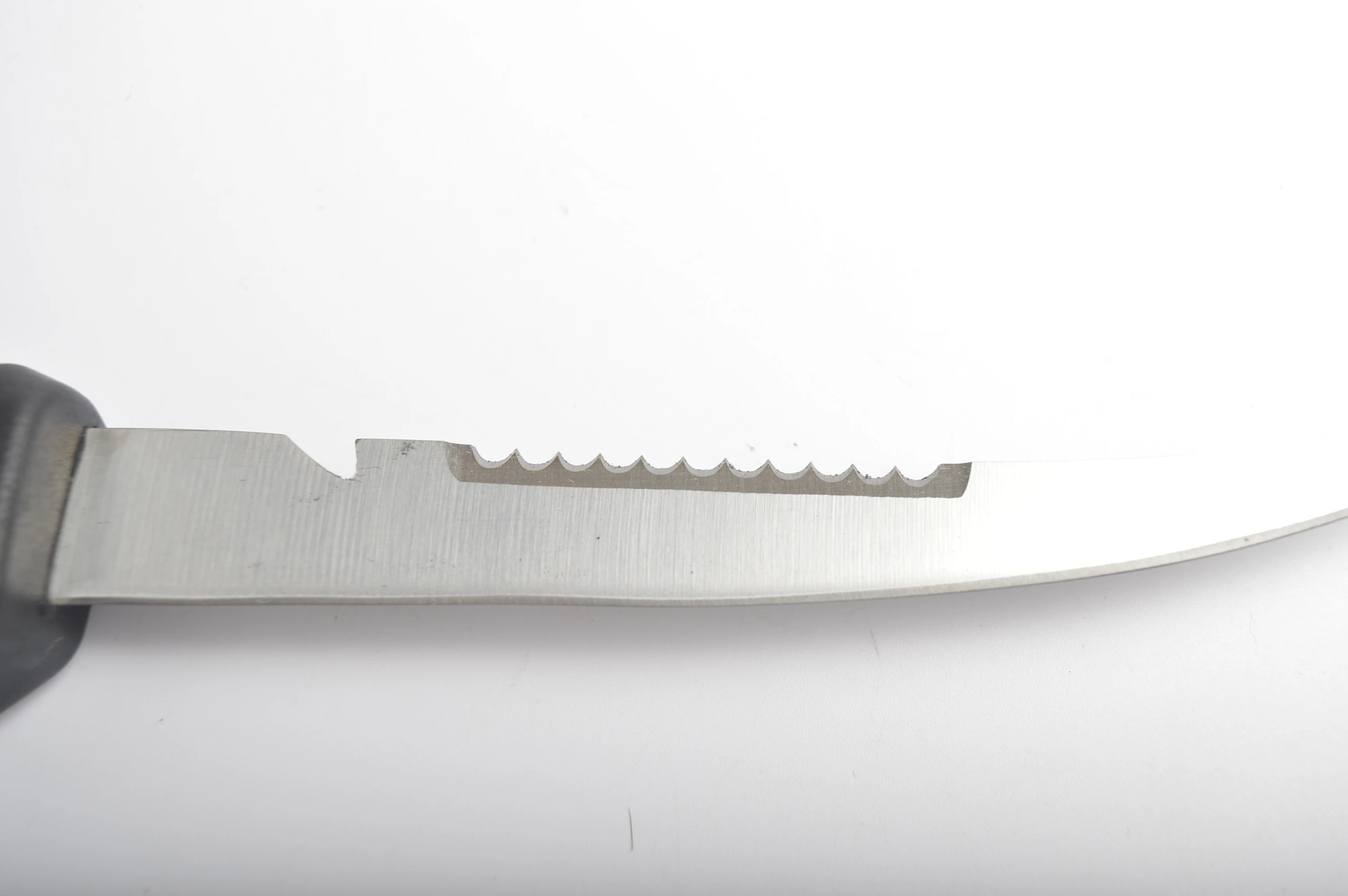 Hot Sale Soft Rubber Handle Fishing Knife Fishing Scale Brush Fishing Fillet Knife Customized Design Oem